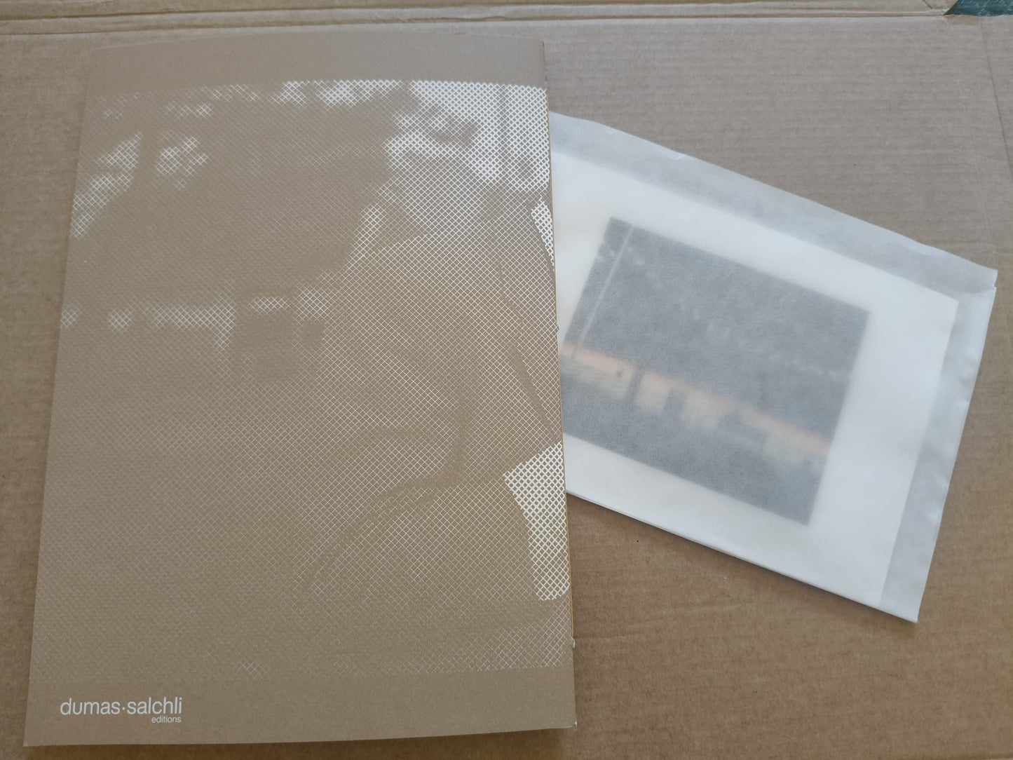 Joakim Eskildsen : Proper Distance (Photo Zine 6)
