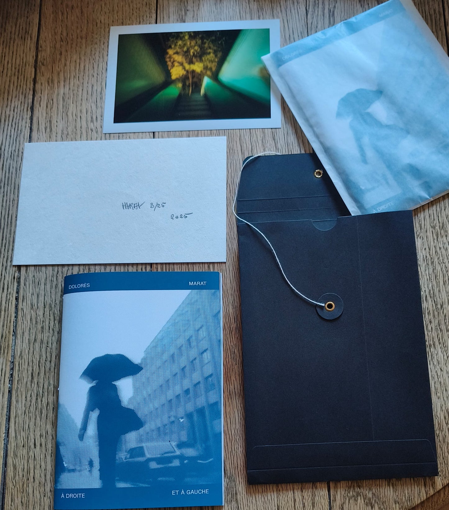 Dolorès Marat : À Droite et à Gauche (Photo Zine 5) Special edition available 20th May 2025 - you can still pre-order