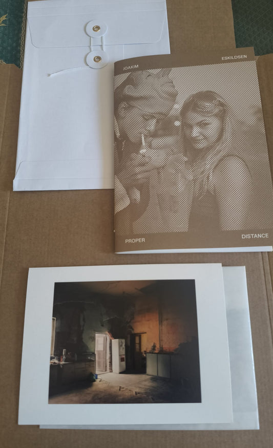 Joakim Eskildsen : Proper Distance (Photo Zine 6) Special edition